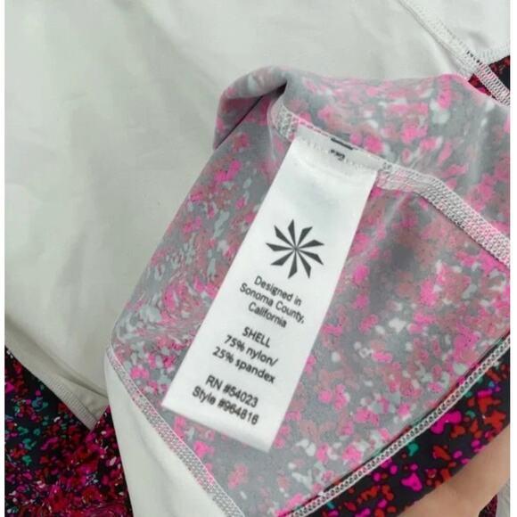 Just in 💫| Athleta Santa Cruz White Pink Beach Run Swim Workout Sport Top - Picture 4 of 4